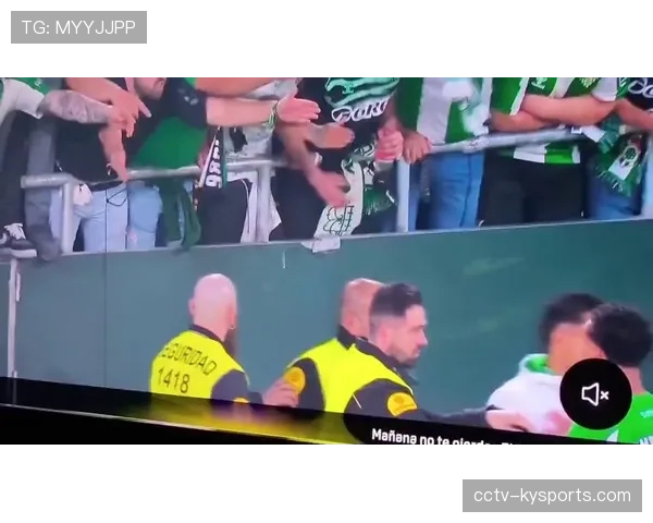 塞维利亚德比前夕,双方球迷组织均呼吁保持理性,杜绝暴力 塞维利亚德比前夕,双方球迷组织均呼吁保持理性,杜绝暴力